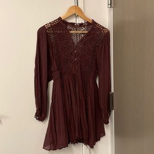 Free people long sleeve lace mini Karma dress - loss-fitting dark red